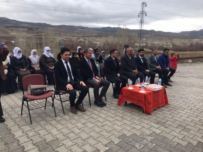 Özalp’te 15 Kadın Okuma Yazma Öğrendi