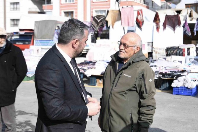 Pursaklar Belediyesi İş Arayanları Ve İşverenleri Bir Araya Getiriyor