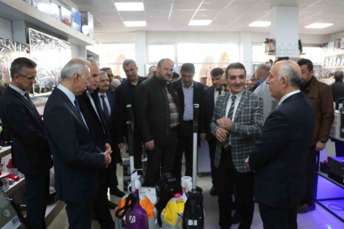 İ̇hlas Pazarlama’nın Amasya’daki 4. Mağazası Taşova’da Açıldı