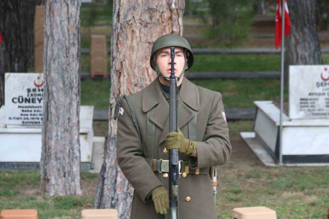 Burdur’da 18 Mart Şehitleri Anma Günü Ve Çanakkale Deniz Zaferi’nin 108’inci Yıl Dönümü Kutlandı
