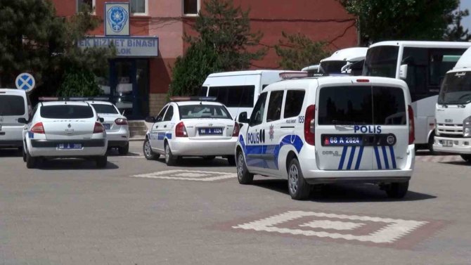 Aksaray’da “Firari” Operasyonları: 10 Tutuklama