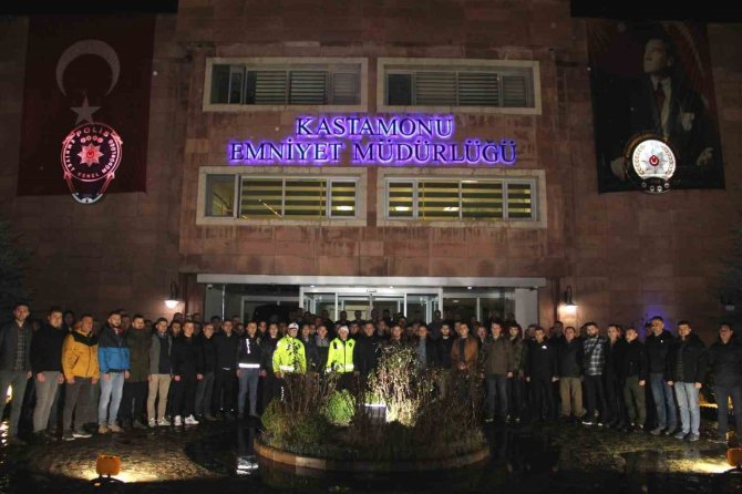 Kastamonu’dan 100 Polis Deprem Bölgesine Uğurlandı