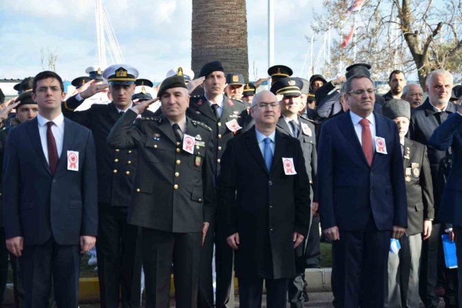 Ayvalık’ta Çanakkale Zaferi’nin 108. Yıl Dönümü Törenle Kutlandı