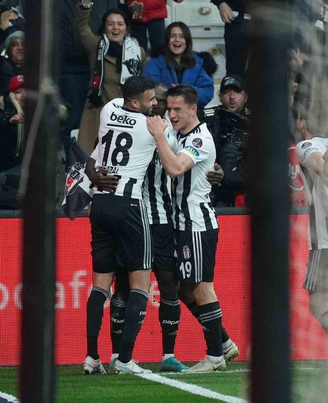 Beşiktaş Galibiyet Serisini 3 Maça Çıkardı