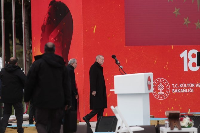 Cumhurbaşkanı Erdoğan’dan: "Çanakkale Ruhu’na Tekrar İhtiyacımız Var. Asrın Felaketinin Üstesinden Kardeşlik Ve Dayanışma İle Gelebiliriz"