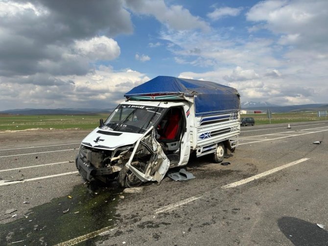 Elazığ’da Trafik Kazası: 1’i Ağır 5 Yaralı