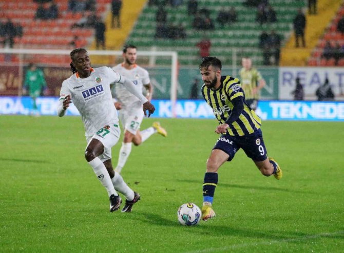 Fenerbahçe İle Corendon Alanyaspor 14. Randevuda