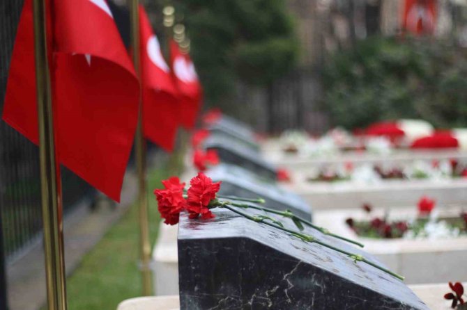 Şehitleri Anma Günü’nde Şehit Diplomatlar Törenle Anıldı