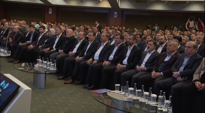 Eğitim Bir-sen Genel Başkanı Yalçın: “Ülkenin Toparlanmasına Kaynaklık Teşkil Eden Cumhurbaşkanı Erdoğan’ın İradesini Ayakta Alkışlıyoruz”