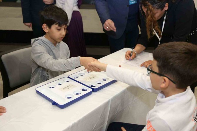 Mega İle Akıl Zeka Oyunları Yarışmasında Heyecanlı Final