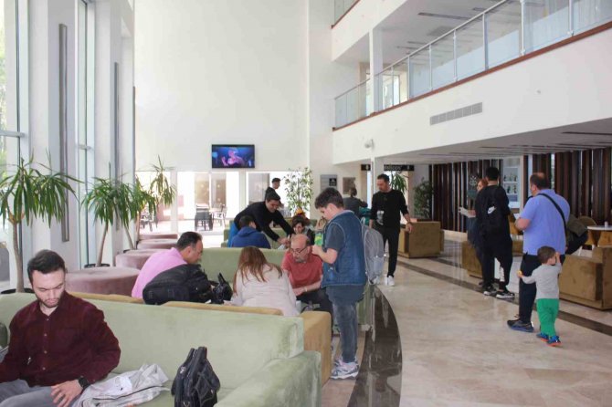 Nevruz Kutlamaları İçin Bin 400 İ̇ranlı Turist Marmaris’e Gelmeye Başladı
