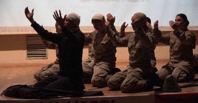 Öğretmen Ve Öğrenciler Tarafından Anma Etkinlikleri Düzenlendi