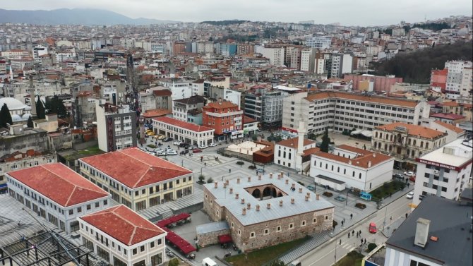 Saathane Meydanı Aslına Dönüyor