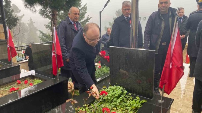 Protokol Şehit Aileleri Derneğini Ziyaret Etti