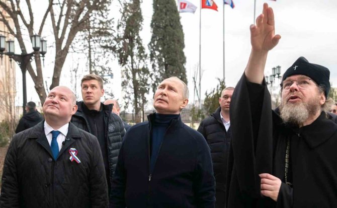 Putin’den İlhakın Yıldönümünde Kırım’a Ziyaret