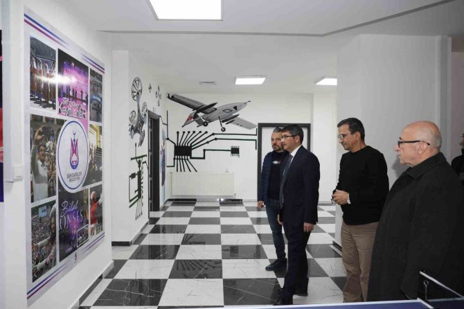 Şehzadeler Belediyesinden Gençler İçin Proje