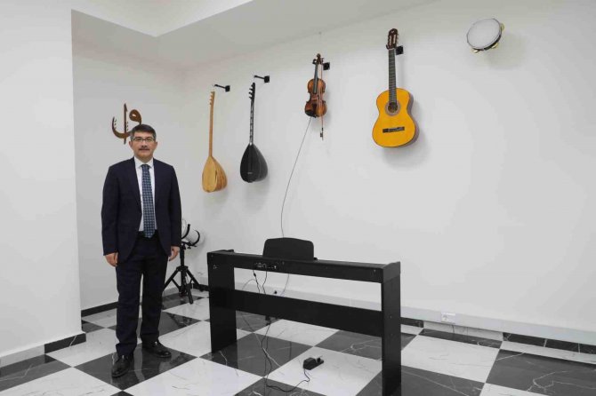 Şehzadeler Belediyesinden Gençler İçin Proje