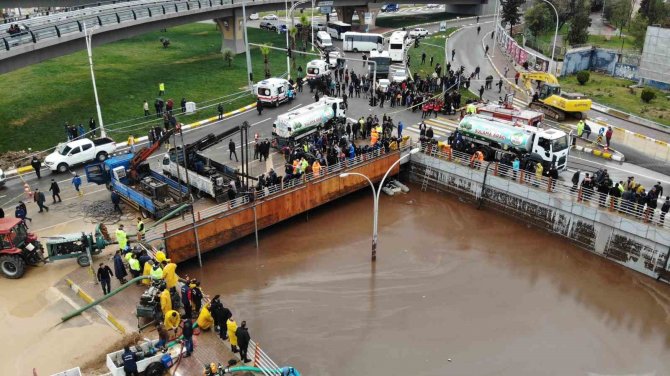 Sel Bölgesinde Yaşananlar İlk Günden İtibaren Havadan Görüntülendi
