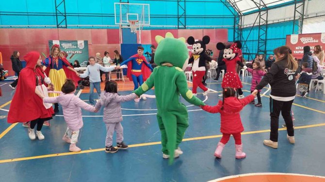 Tekirdağ’da 400 Depremzede Çocuğa Moral Etkinliği
