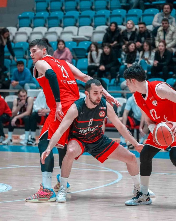 İ̇lkler Şehri Uşak Liderliği Yakaladı