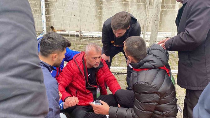 Amatör Lig Maçında Saha Karıştı