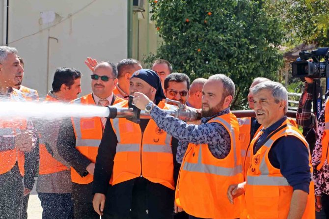 İ̇mamlar ‘Ya Allah Bismillah’ Deyip Orman Yangını Gönüllüsü Oldu