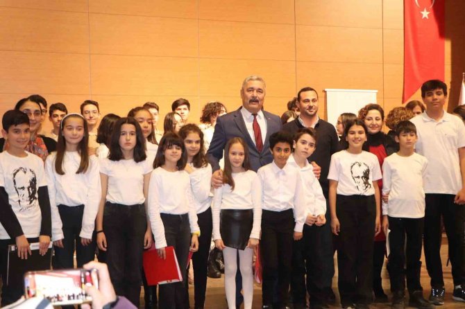 Liseli Gençler, ‘Çanakkale Destanı’nı Canlandırdı