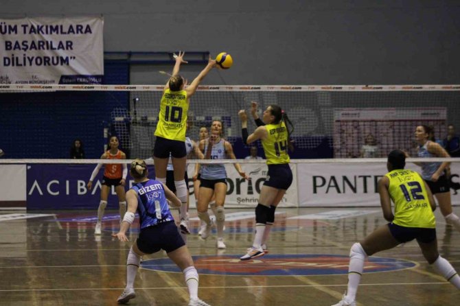 Sultanlar Ligi: Aydın Büyükşehir Belediyespor: 0 - Fenerbahçe Opet: 3