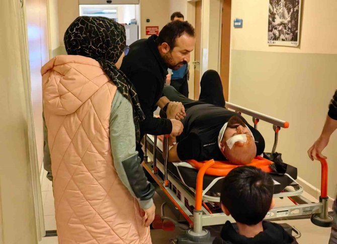 Şarampole Uçan Aracın Sürücüsü Yaralandı