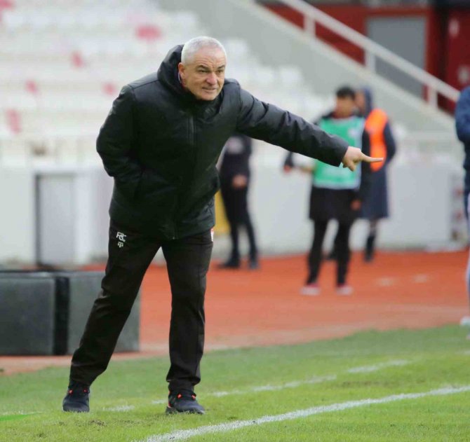 Rıza Çalımbay Rekor Kırdı!