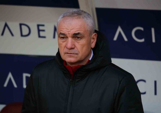 Rıza Çalımbay Rekor Kırdı!