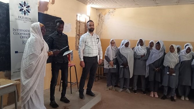 Etü, Sudan’da Türk Üniversiteleri Tanıtım Fuarı’na Katıldı