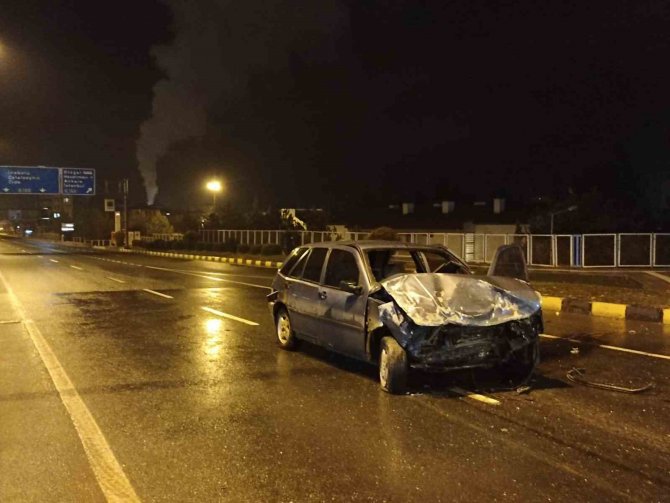 Kastamonu’da İki Otomobil Çarpıştı: 1 Yaralı