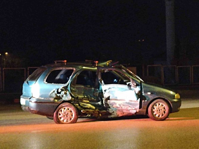 Kastamonu’da İki Otomobil Çarpıştı: 1 Yaralı