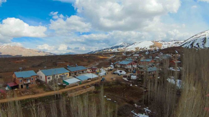 Malatyalı Yaşlı Çift Depremde Yaşadıklarını Anlattı