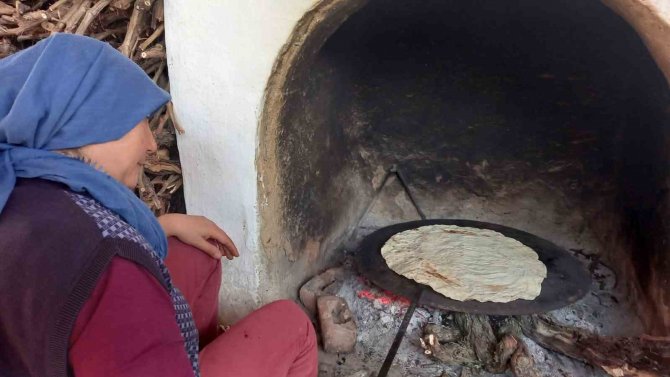 Manisa’da Evlerde Ramazan Hazırlığı Başladı