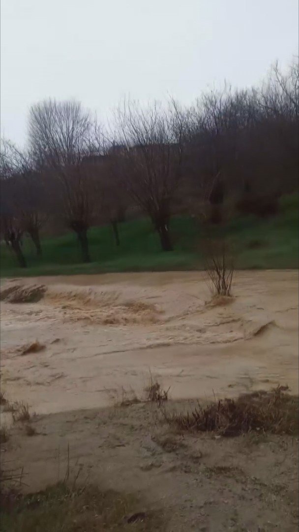 Elazığ’da Şiddetli Yağışlar Sonrası Dereler Coştu