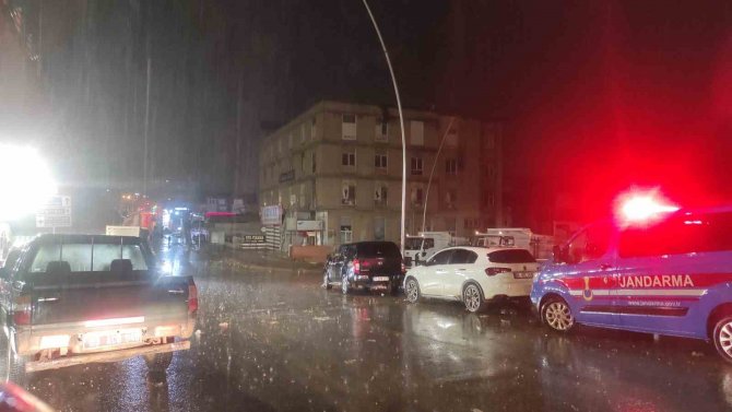 Selin Vurduğu Şanlıurfa’da Sağanak Yağış Etkili Oluyor