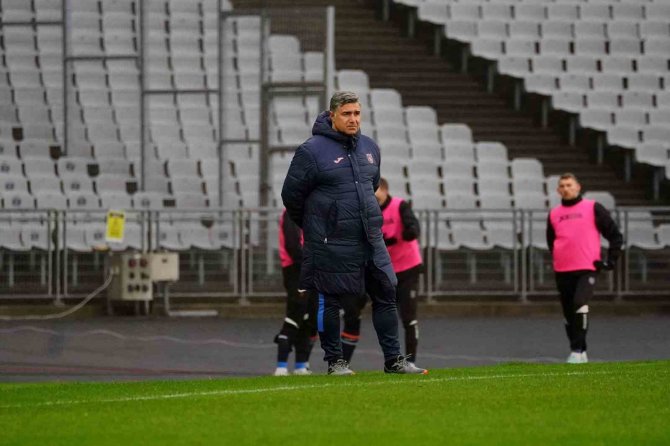 Spor Toto Süper Lig: Fatih Karagümrük: 2 - Başakşehir: 2 (Maç Sonucu)