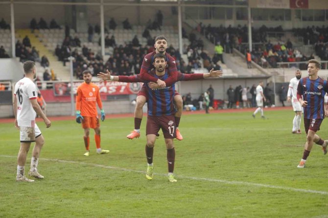Tff 2. Lig: Gmg Kastamonuspor: 2 - 1461 Trabzon Fk: 4