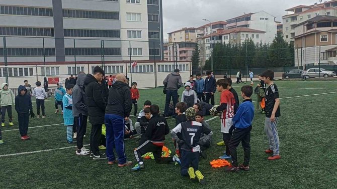 1969 Bilecik Spor Kulübü Altyapısına 200 Çocuk Başvuru Yaptı