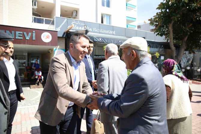 Alanya Belediyesi Yaşlıları Yemekte Ağırladı