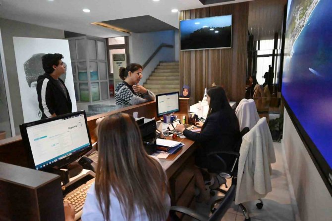 Kebi̇m Vatandaşı Kendi Evinde Hissettiriyor