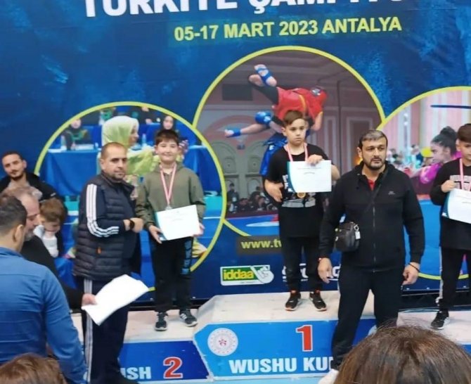 Bitlisli Sporculardan Wushu Kung Fu Başarısı
