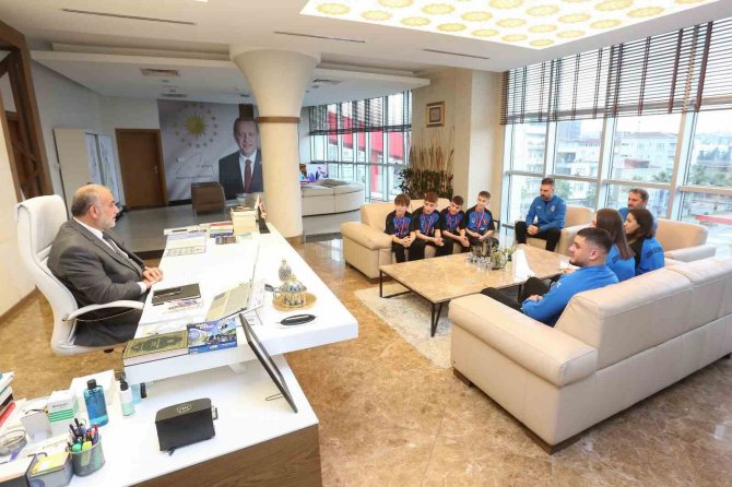 Canik’ten, Avrupa’ya Çıkartma