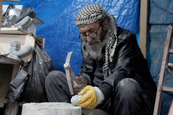 Hatay’da 67 Yıllık Taş Ustasını Deprem Bile Durduramadı