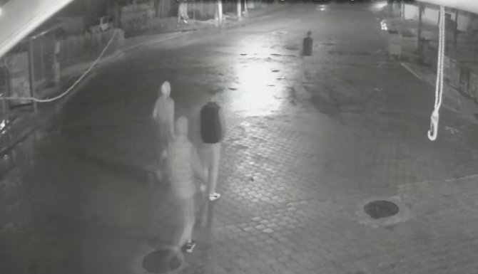 Parayı Gazinoda Harcayıp, Çıkışta Yaşlı Adamı Gasp Ettiler