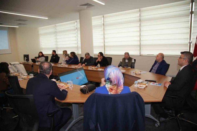 Gürcistan Sağlık Heyeti Sağlık Turizmi Kapsamında İncelemelerde Bulundu