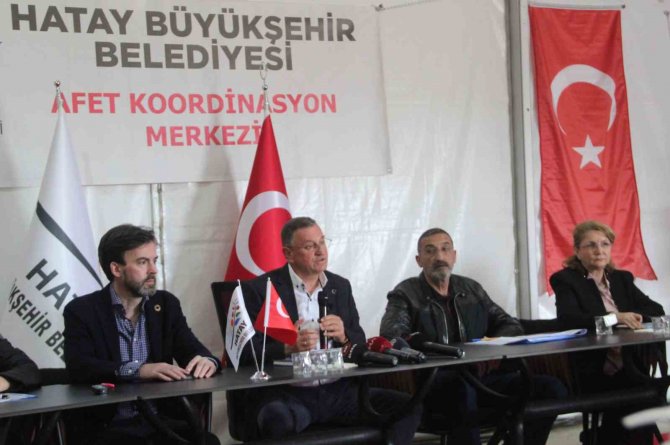 Savaş: "Bugün Milletvekilliği Adaylığını Konuşacak Olursam Kendimi Vatan Haini İlan Ederim"