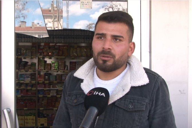 Camını Kırarak Girdiği Marketi Soydu